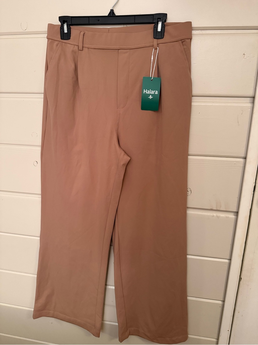 HALARA Men’s Dusty Tan Straight-Leg Chinos 28” inseam